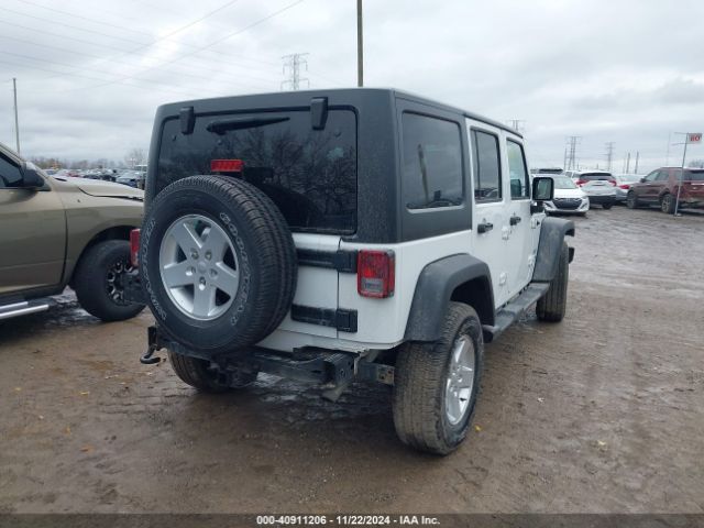 1C4BJWDG8HL732905 Jeep Wrangler Unlimited Sport