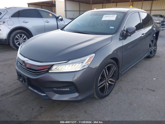 1HGCR3F91GA020032 Honda Accord Touring