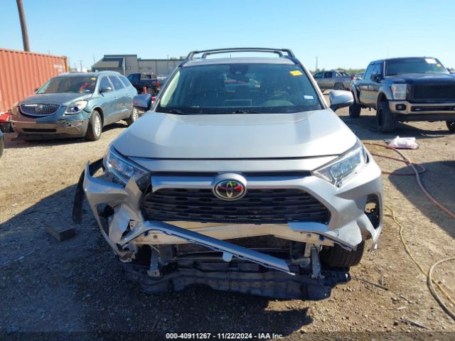 2T3C1RFVXLW095426 Toyota Rav4 Xle Premium