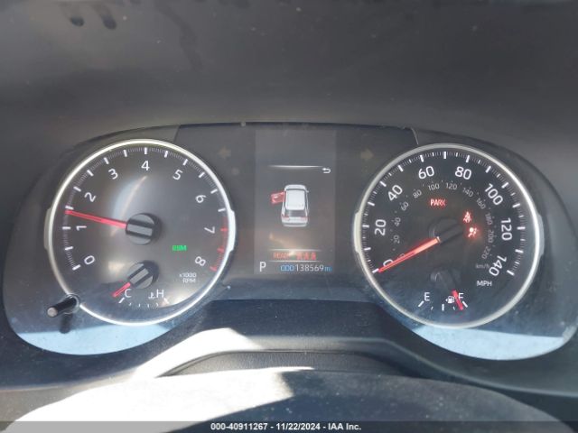 2T3C1RFVXLW095426 Toyota Rav4 Xle Premium
