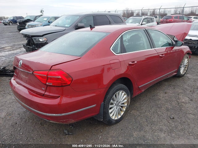1VWBT7A30GC053305 Volkswagen Passat 1.8t Se