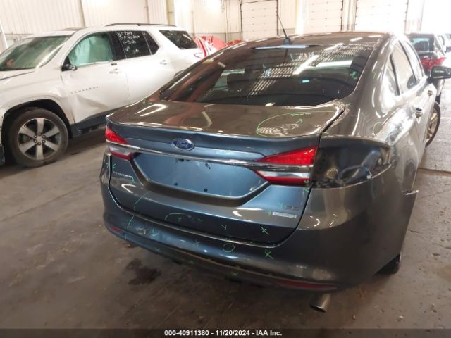 3FA6P0HD0JR186983 Ford FUSION SE