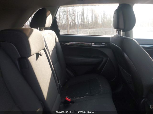 5XYKTCA63EG507352 KIA SORENTO LX