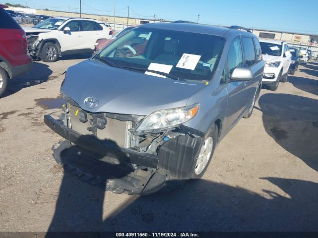 5TDKK3DC2ES499459 Toyota Sienna Le V6 8 Passenger