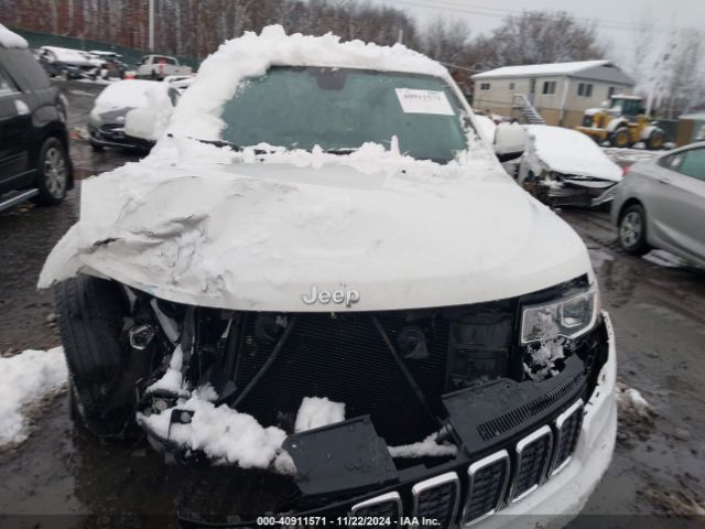 1C4RJFAG0HC771779 Jeep Grand Cherokee Laredo 4x4