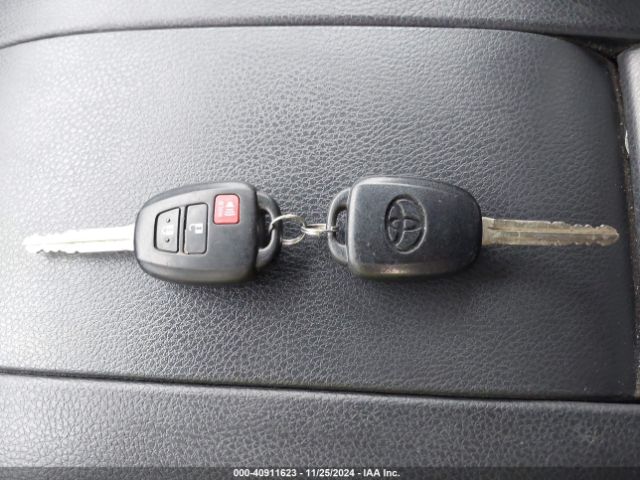 5TDBZRFH6JS908998 Toyota Highlander Le