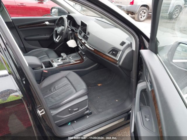 WA1BNAFY4J2219847 Audi Q5 2.0t Premium/2.0t Tech Premium