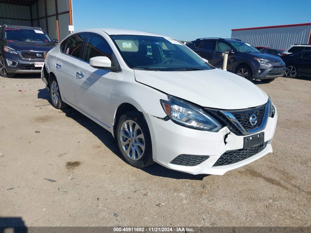 2018 3N1AB7AP9JY207581 main image