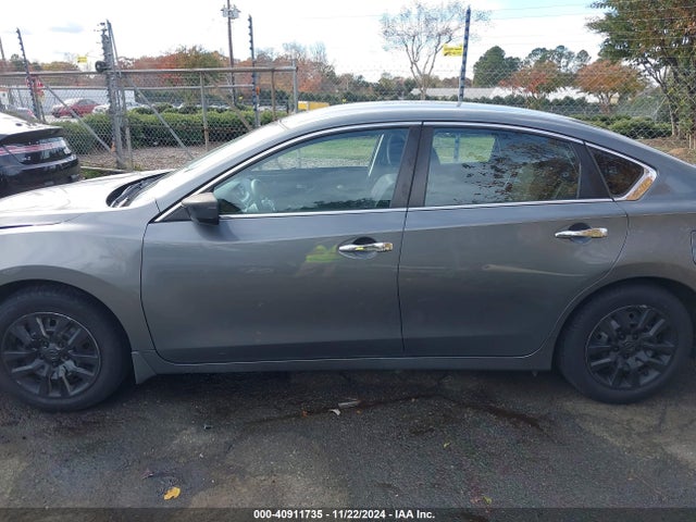 Nissan Altima 2.5 S 2017 1N4AL3AP7HC246729 Image 14
