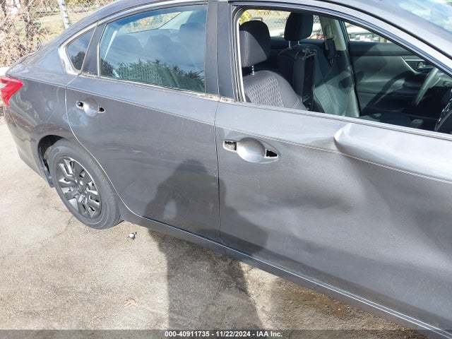 Nissan Altima 2.5 S 2017 1N4AL3AP7HC246729 Image 17