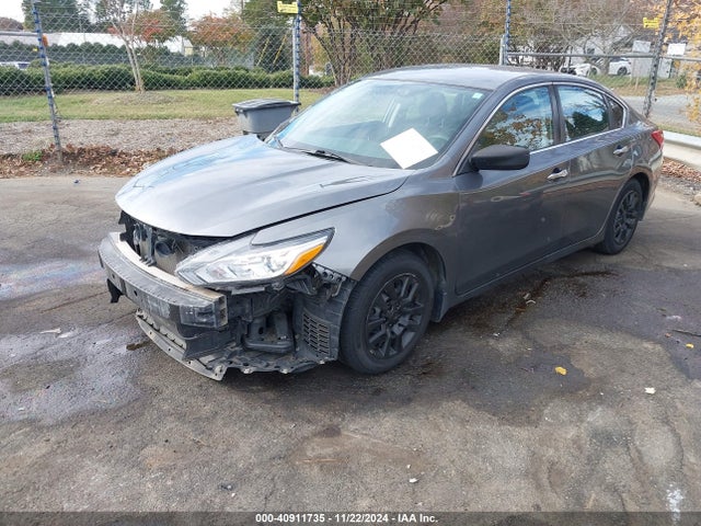 Nissan Altima 2.5 S 2017 1N4AL3AP7HC246729 Image 2