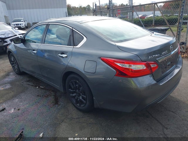 Nissan Altima 2.5 S 2017 1N4AL3AP7HC246729 Image 3