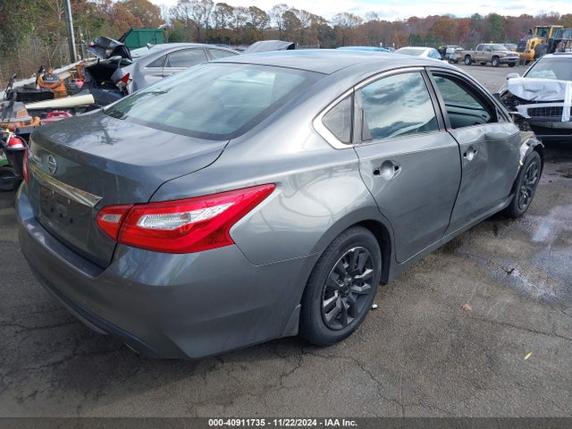 Nissan Altima 2.5 S 2017 1N4AL3AP7HC246729 Image 4