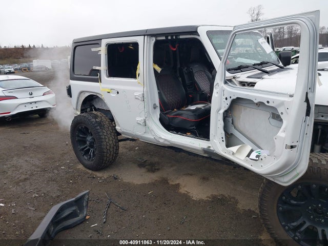 1C4HJXDN4LW120867 Jeep Wrangler Unlimited Sport Altitude 4x4