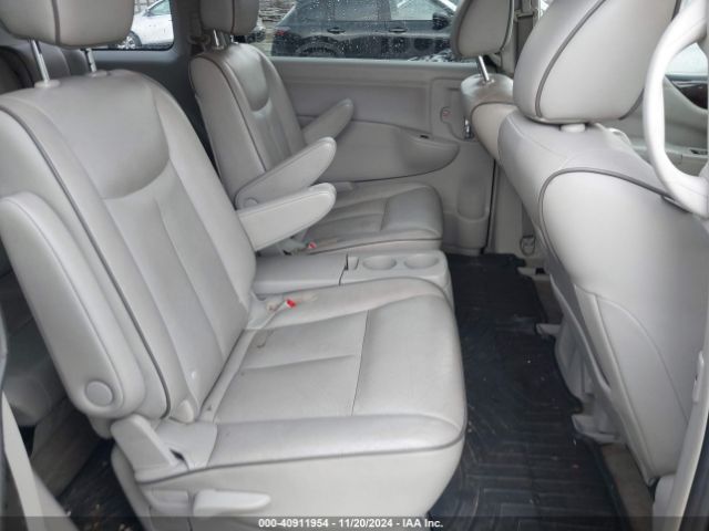 JN8AE2KP0E9105480 Nissan Quest Sv