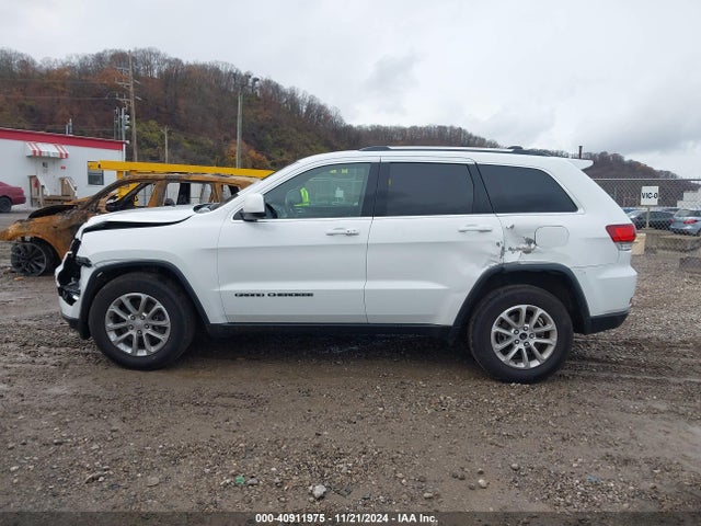 1C4RJFAG4MC536473 Jeep Grand Cherokee Laredo X 4x4