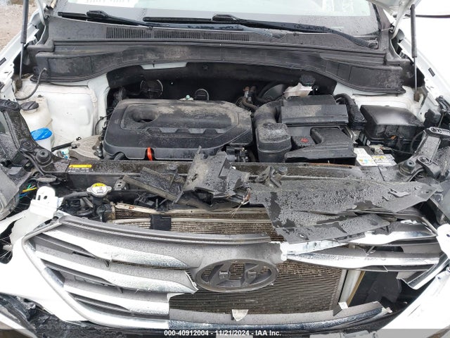 5NMZUDLB0HH017490 Hyundai Santa Fe Sport 2.4l
