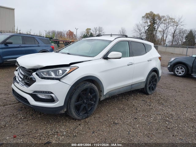 5NMZUDLB0HH017490 Hyundai Santa Fe Sport 2.4l