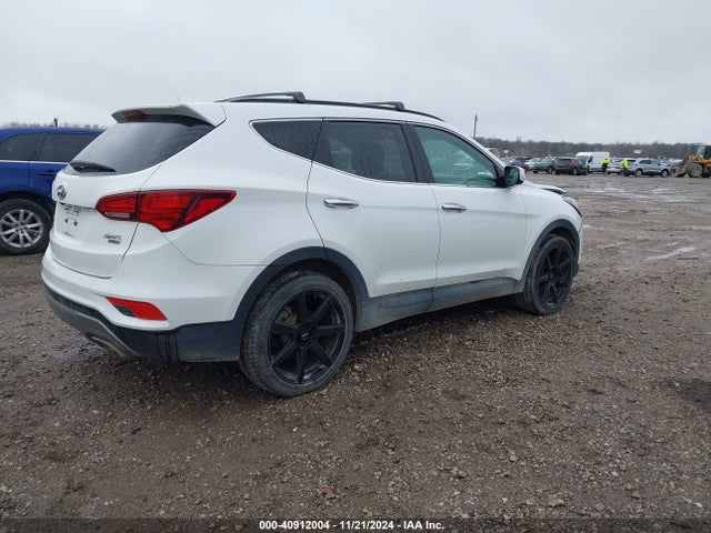 5NMZUDLB0HH017490 Hyundai Santa Fe Sport 2.4l