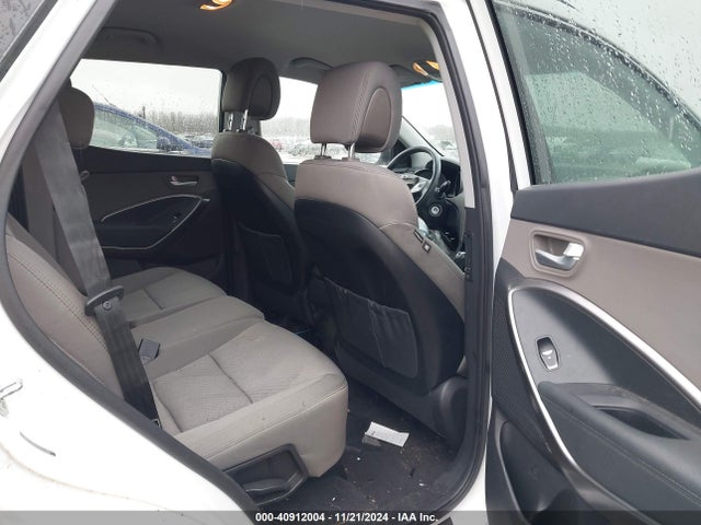 5NMZUDLB0HH017490 Hyundai Santa Fe Sport 2.4l