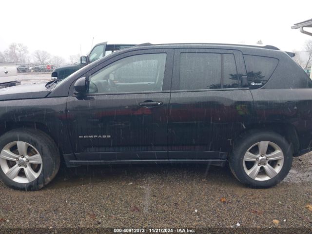 1C4NJDEB5ED760638 Jeep Compass Latitude
