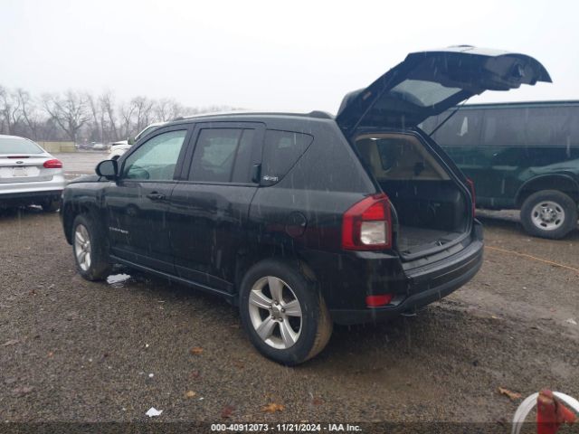 1C4NJDEB5ED760638 Jeep Compass Latitude