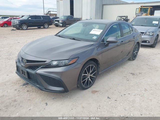 Toyota CAMRY SE 2021 4T1G11AK3MU547730 Image 2