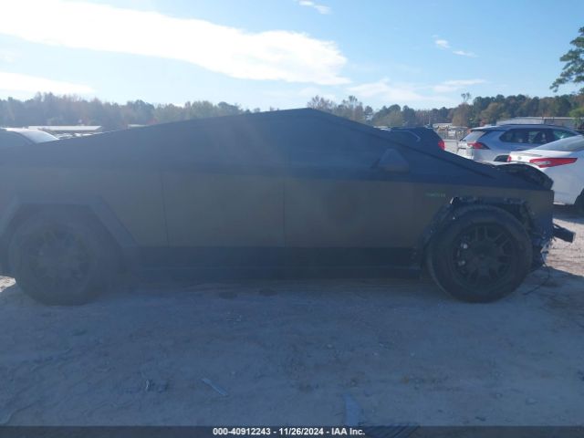 7G2CEHED5RA016017 Tesla Cybertruck All-wheel Drive