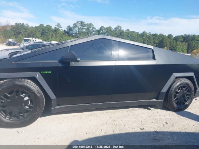 7G2CEHED5RA016017 Tesla Cybertruck All-wheel Drive