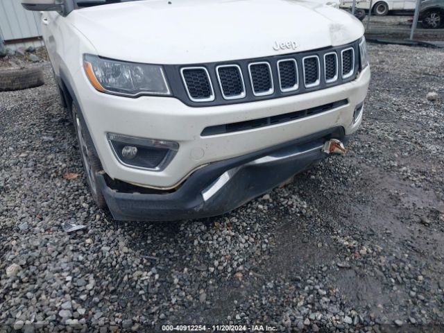 3C4NJCCB8JT204423 Jeep Compass Limited Fwd