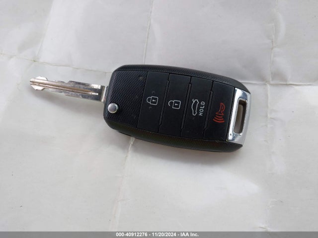 KIA FORTE LX 2016 KNAFK4A60G5493574 Image 11