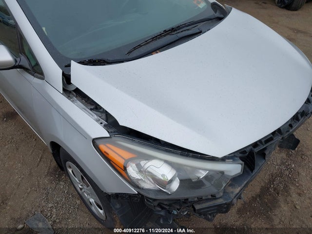 KIA FORTE LX 2016 KNAFK4A60G5493574 Image 13