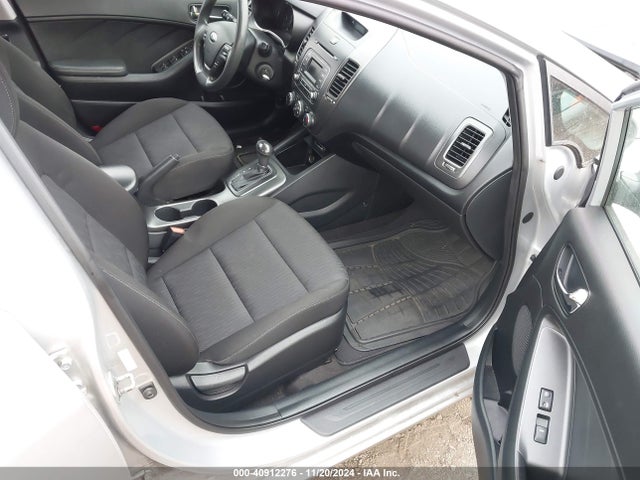 KIA FORTE LX 2016 KNAFK4A60G5493574 Image 5