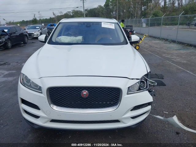 SADCS2FX0KA390106 Jaguar F-pace 25t
