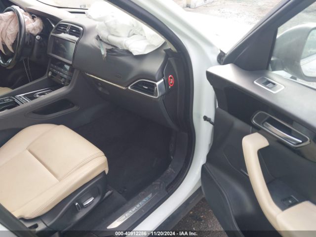 2019 JAGUAR F-PACE SADCS2FX0KA390106 Photo 4