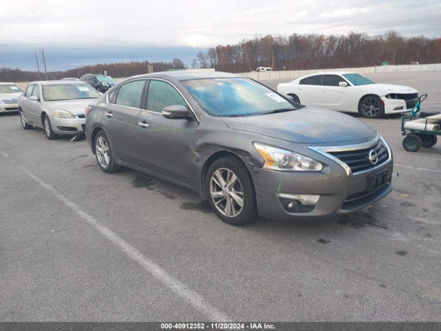 2015 1N4AL3AP3FC255831 main image