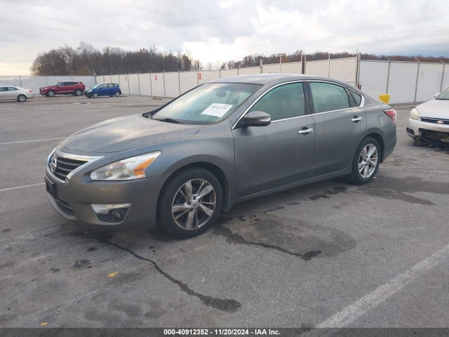 Nissan Altima 2.5 Sv 2015 1N4AL3AP3FC255831 Image 2