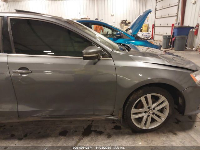 3VWLA7AJ3FM263595 Volkswagen Jetta 2.0l Tdi Sel