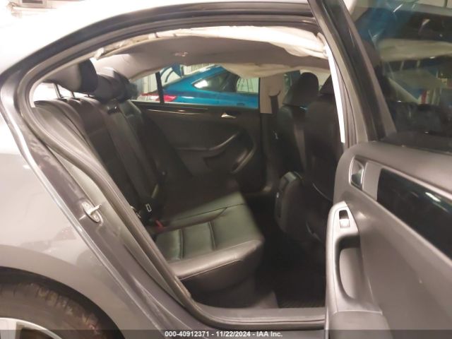 3VWLA7AJ3FM263595 Volkswagen Jetta 2.0l Tdi Sel
