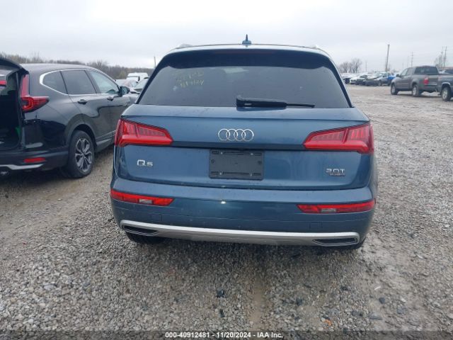 WA1CNAFY2J2179126 Audi Q5 2.0t Premium/2.0t Tech Premium