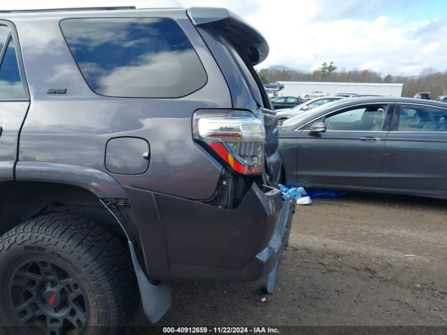 JTEBU5JR1J5512888 Toyota 4runner Sr5 Premium