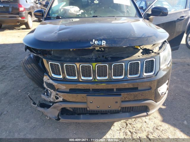 3C4NJDBB9KT656695 Jeep Compass Latitude 4x4