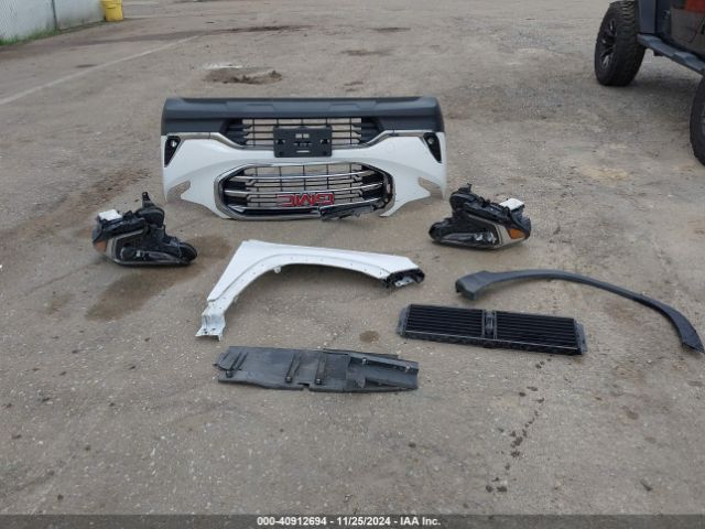 3GKALPEV9JL298596 GMC Terrain Slt