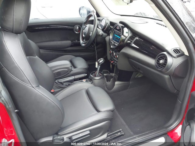 2019 MINI HARDTOP WMWXP7C52K2A52392 Photo 4