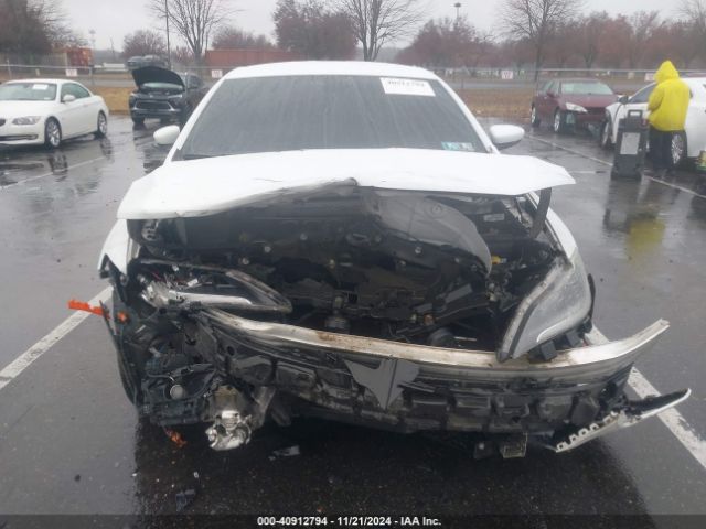 1C3CCCCB2FN549511 Chrysler 200 C