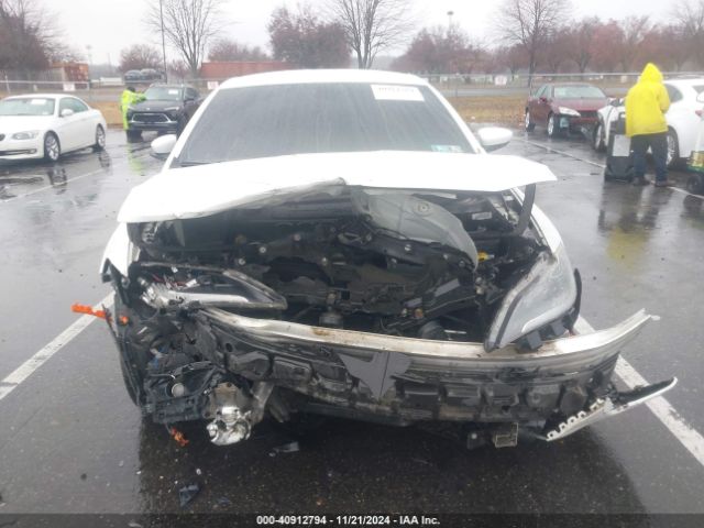 1C3CCCCB2FN549511 Chrysler 200 C