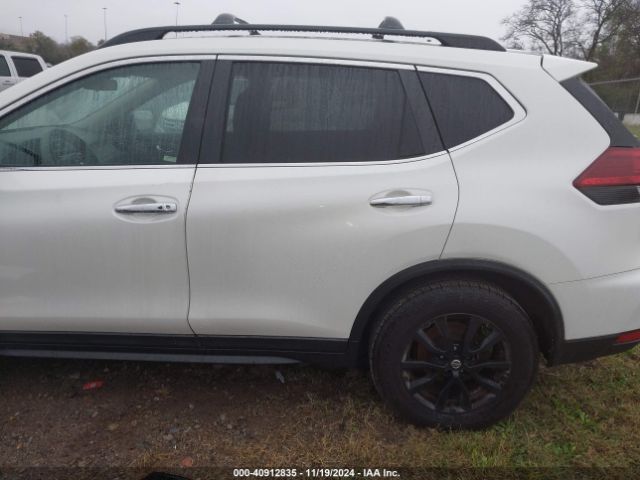 5N1AT2MT2JC719581 Nissan ROGUE SV