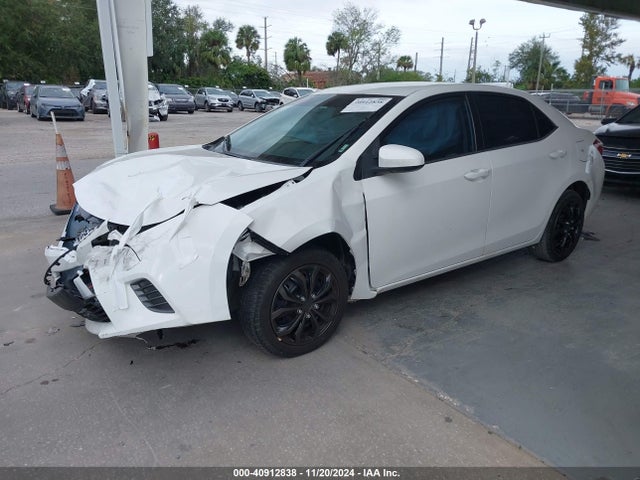 Toyota COROLLA LE 2016 5YFBURHE2GP399513 Image 2