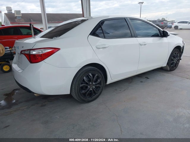 Toyota COROLLA LE 2016 5YFBURHE2GP399513 Image 4