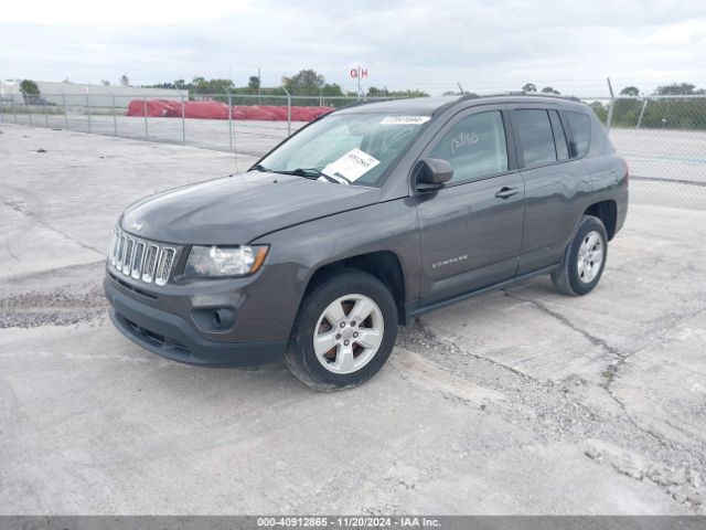 1C4NJCEB3HD197961 Jeep Compass Latitude Fwd